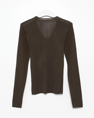 V-neck slim-fit knit