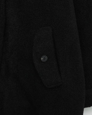 Back-slit half coat