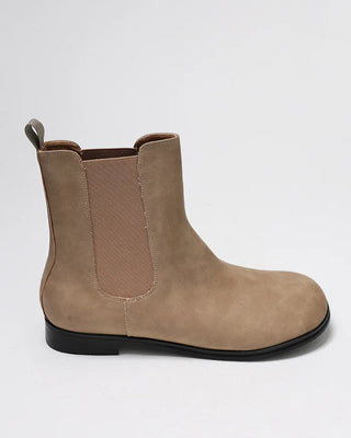 Round Chelsea Boots
