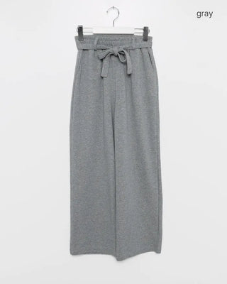 Wide-leg pants with waist ribbon
