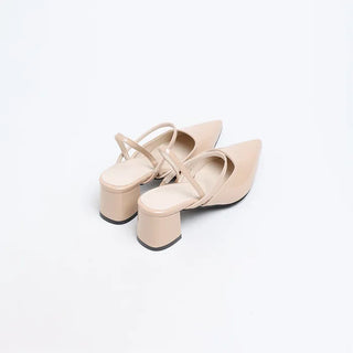 Pointed-toe strap heels