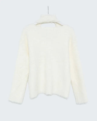 V-neck loose-fit knit and scarf set