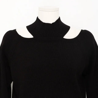 Slit Point Half Neck Knit