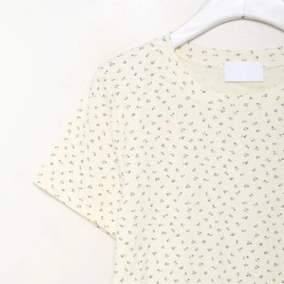 Flower pattern T-shirt
