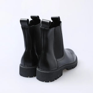 Basic Chelsea Boots