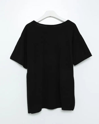Button V-neck T-shirt