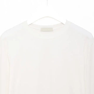 Basic long-sleeve T-shirt