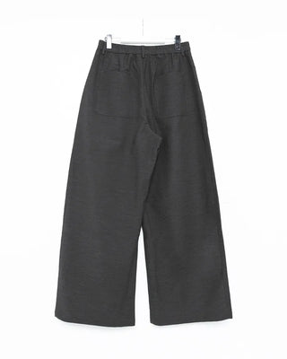 Voluminous wide slacks