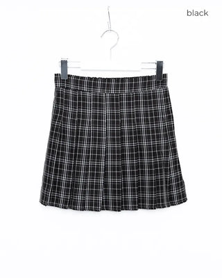 Checked pleated mini skirt