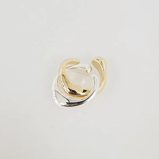 Wave ear cuff