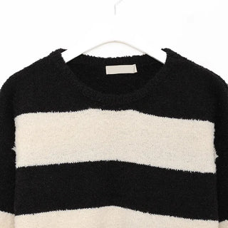 Bold Border Oversized Knit