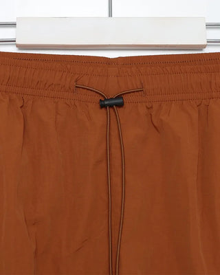 String cargo shorts
