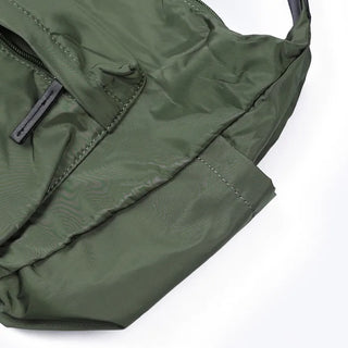 Pocket shoulder bag