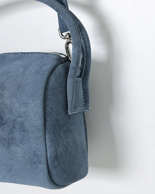 Round shoulder bag