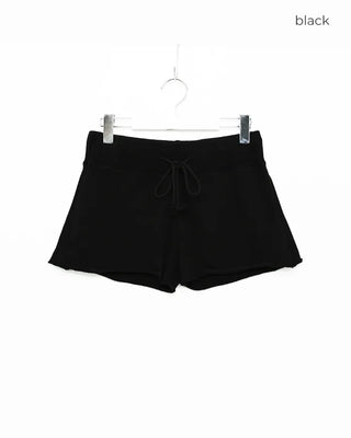 Cut-off very short sweatpants