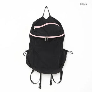 Casual zippered backpack