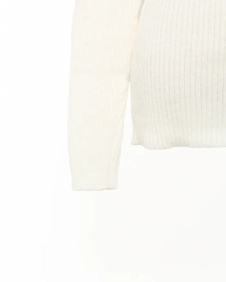 Off-shoulder knit