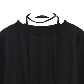 One-shoulder sweatshirt