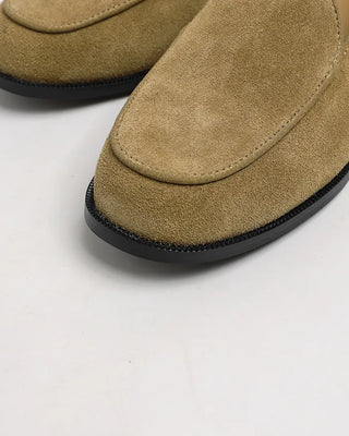 Round-toe slip-on loafers