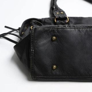 Vintage shoulder bag