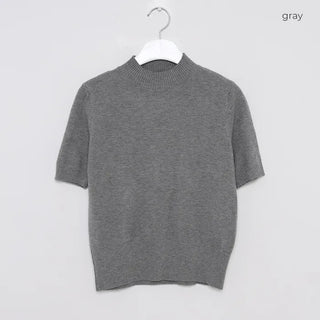 Half-neck short-sleeved knit