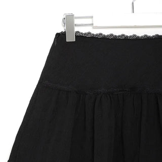 Lace mini skirt