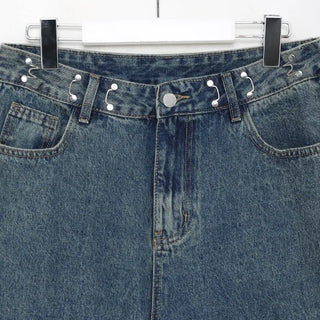 Pintuck pointed denim