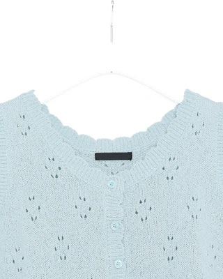 Frilled punching vest