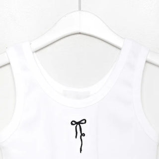 Ribbon stitch sleeveless