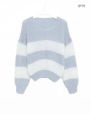 V-neck striped oversized knit