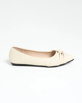 Front gathered pointed toe