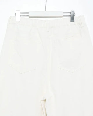 Wide-leg pants with elastic waistband