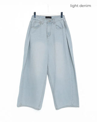 Side-tucked balloon denim pants