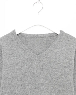 Ribbed V-neck semi-cropped high-gauge knit