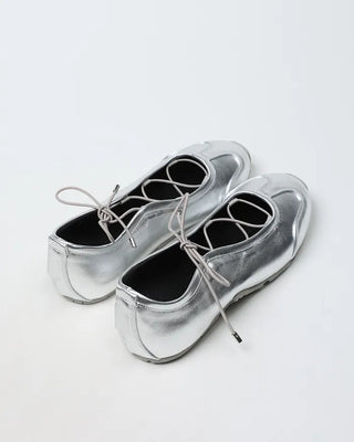 Lace-up flat sneakers