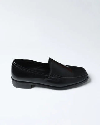 Basic square-toe loafers
