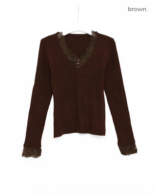 V-neck lace-point knit