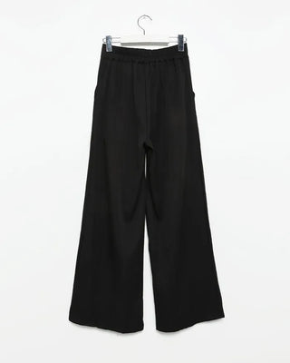 Loose-fit pintuck pants