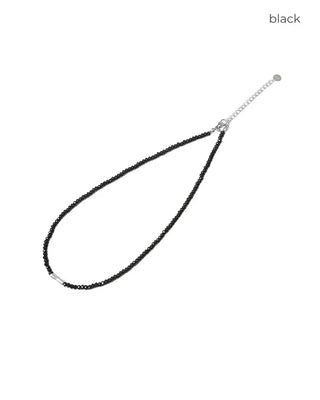 Clover-colored bead necklace