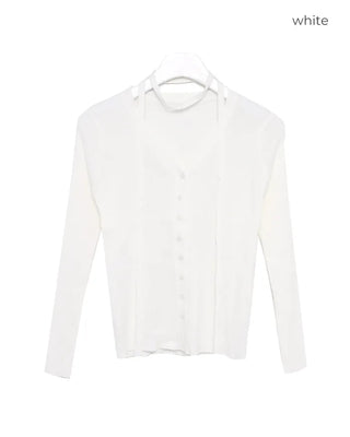 V-neck cardigan with waist-defining belt