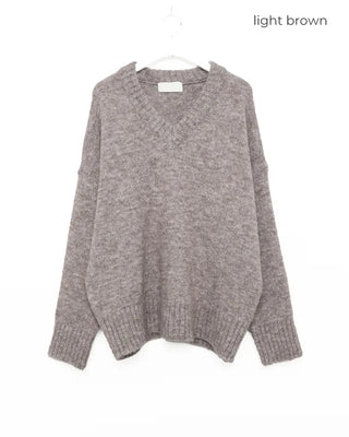 Colorful V-neck loose-fit knit