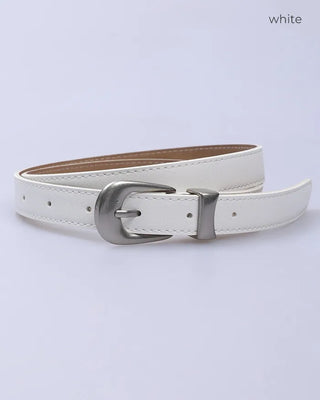 Round silver buckle belt