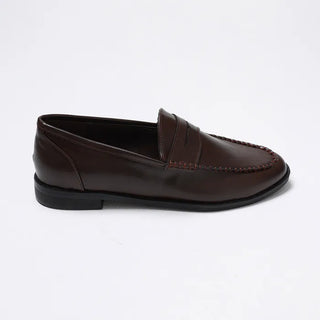 Classic basic loafers