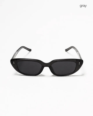 Trendy basic sunglasses
