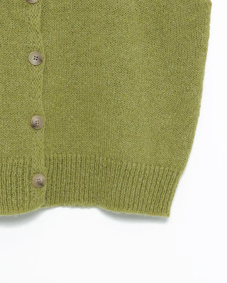Round neck marble button knit vest