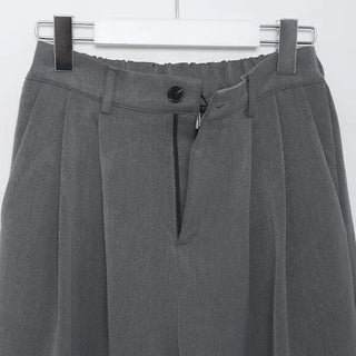 Wide-leg slacks with elastic waistband
