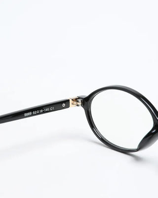 Slim oval frame glasses