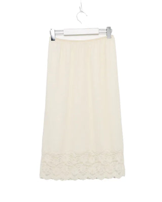 Lace-point skirt