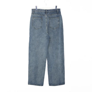 Denim with waist buckle