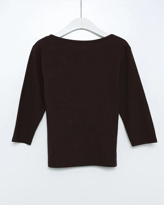 Oblong neck cropped sleeve T-shirt